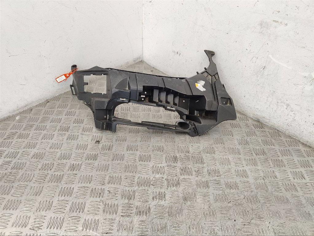 Кронштейн крепления бампера переднего