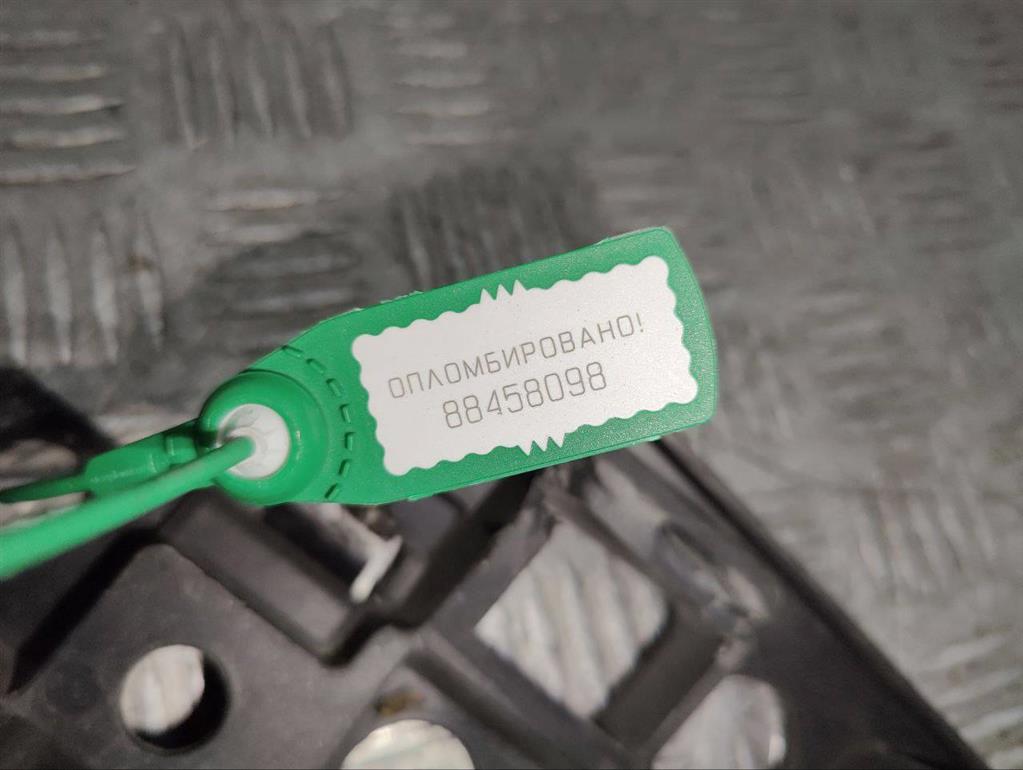 Кронштейн крепления бампера переднего