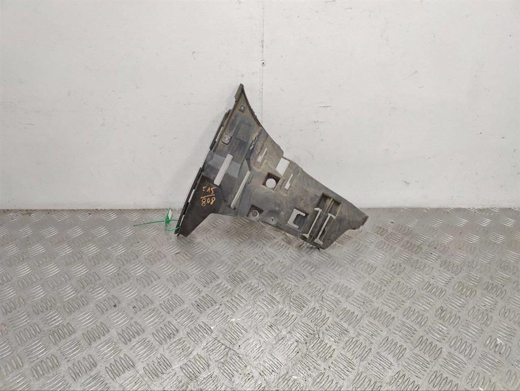 Кронштейн крепления бампера переднего