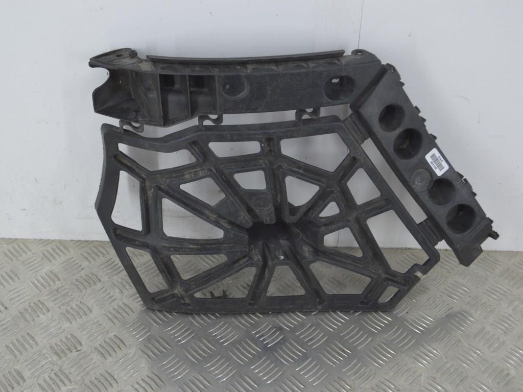 Кронштейн крепления бампера заднего