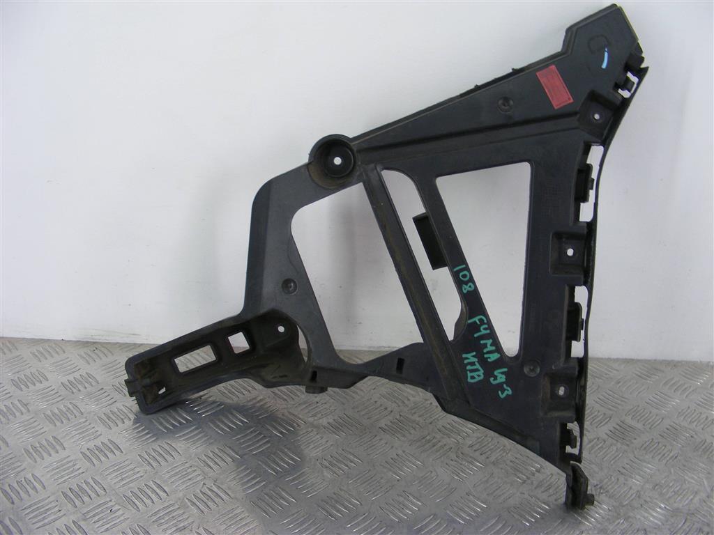 Кронштейн крепления бампера заднего