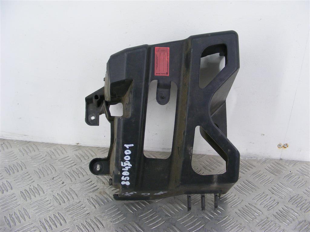 Кронштейн крепления бампера заднего