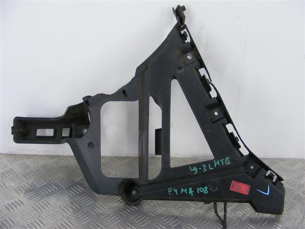 Кронштейн крепления бампера заднего