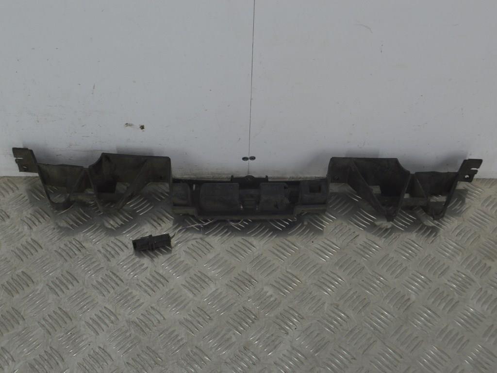 Кронштейн крепления бампера заднего Renault Megane 2 (2002-2008) 8200146040