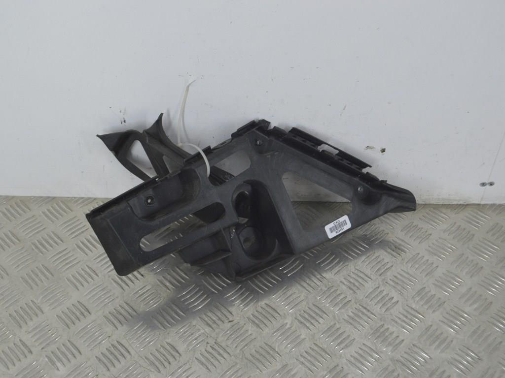 Кронштейн крепления бампера заднего