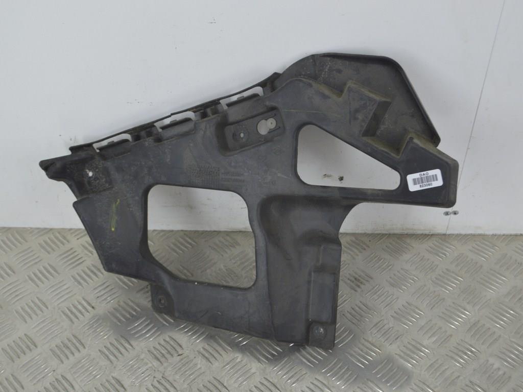 Кронштейн крепления бампера заднего Renault Megane 2 (2002-2008) 8200146044