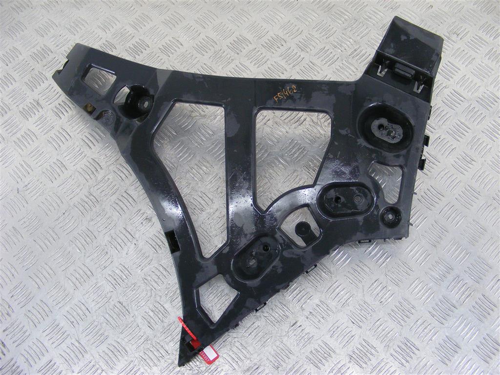 Кронштейн крепления бампера заднего