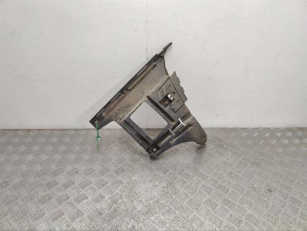 Кронштейн крепления бампера заднего