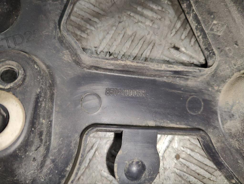 Кронштейн крепления бампера заднего