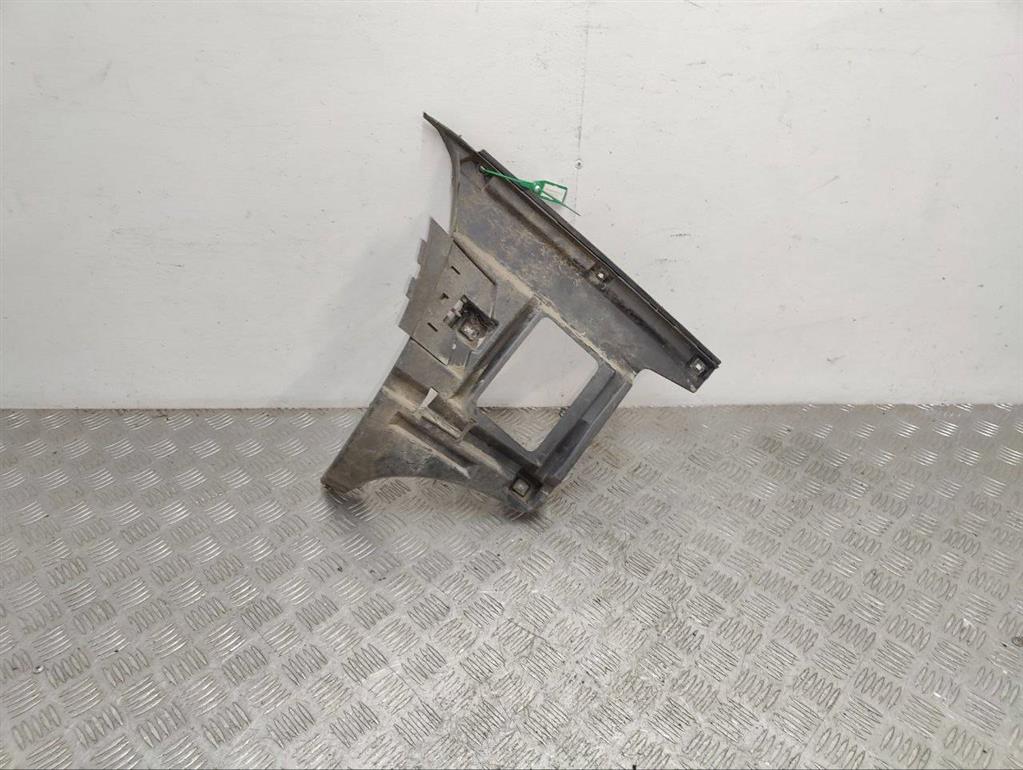 Кронштейн крепления бампера заднего