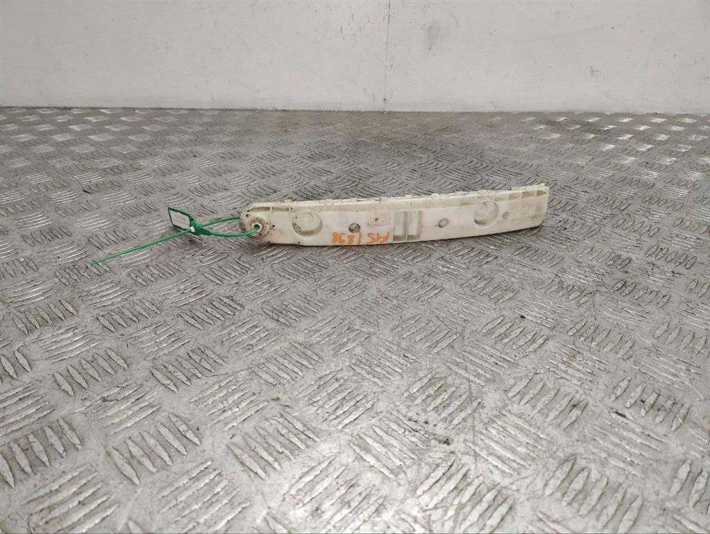 Кронштейн крепления бампера заднего