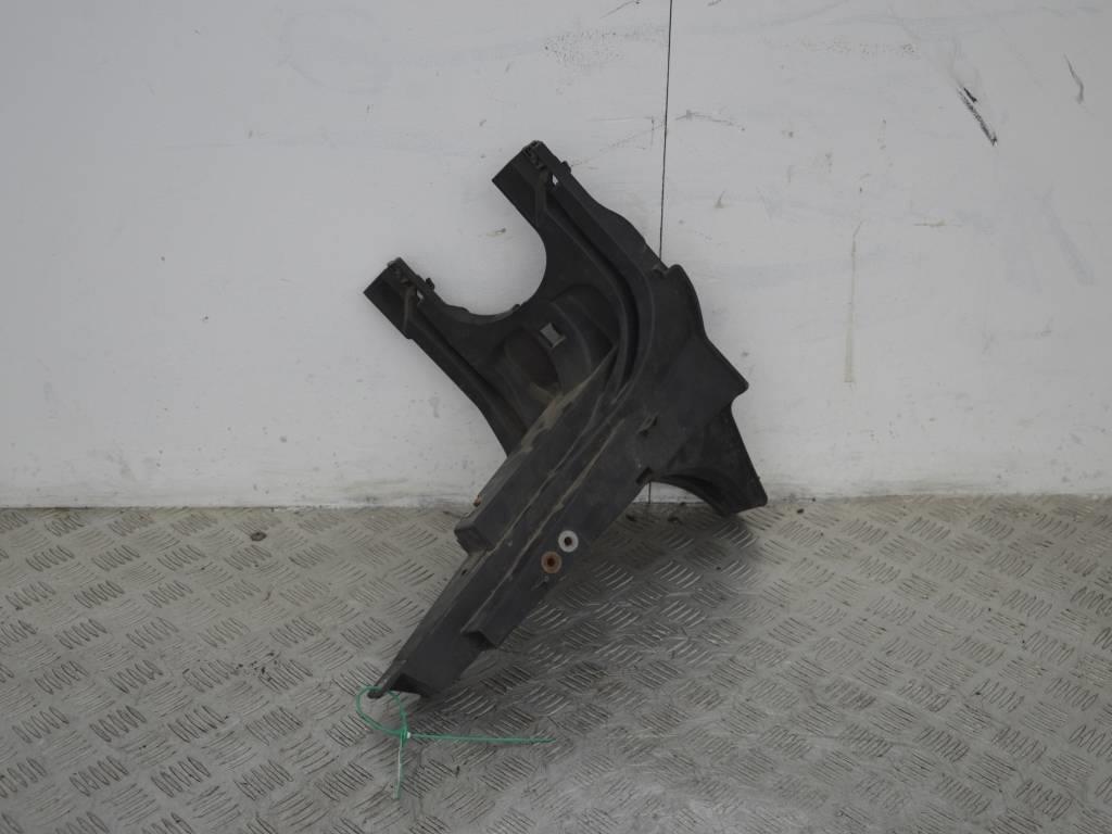 Кронштейн крепления крыла переднего правого