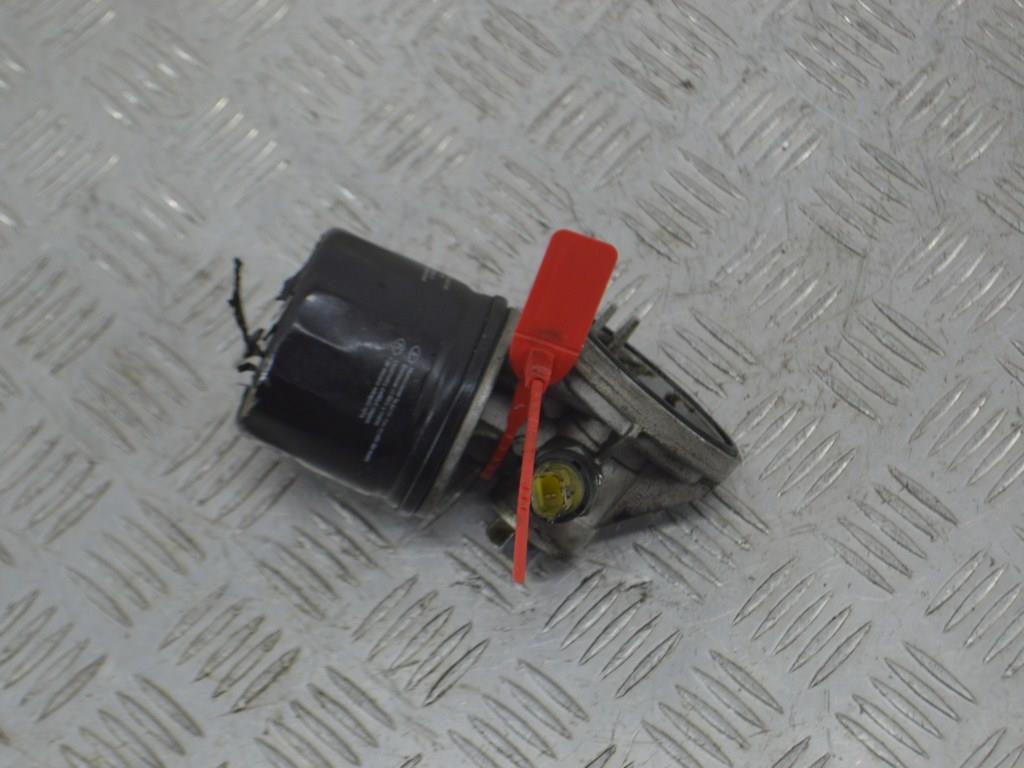 Кронштейн масляного фильтра Renault Scenic 3 (2008-2015)