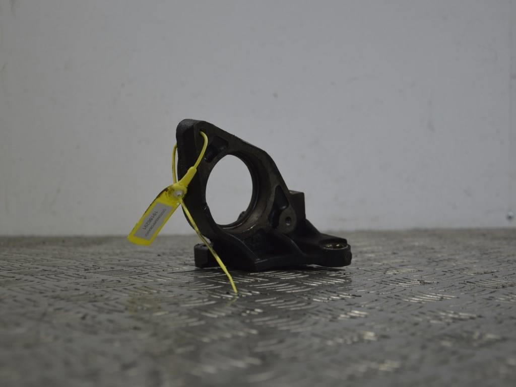 Кронштейн полуоси