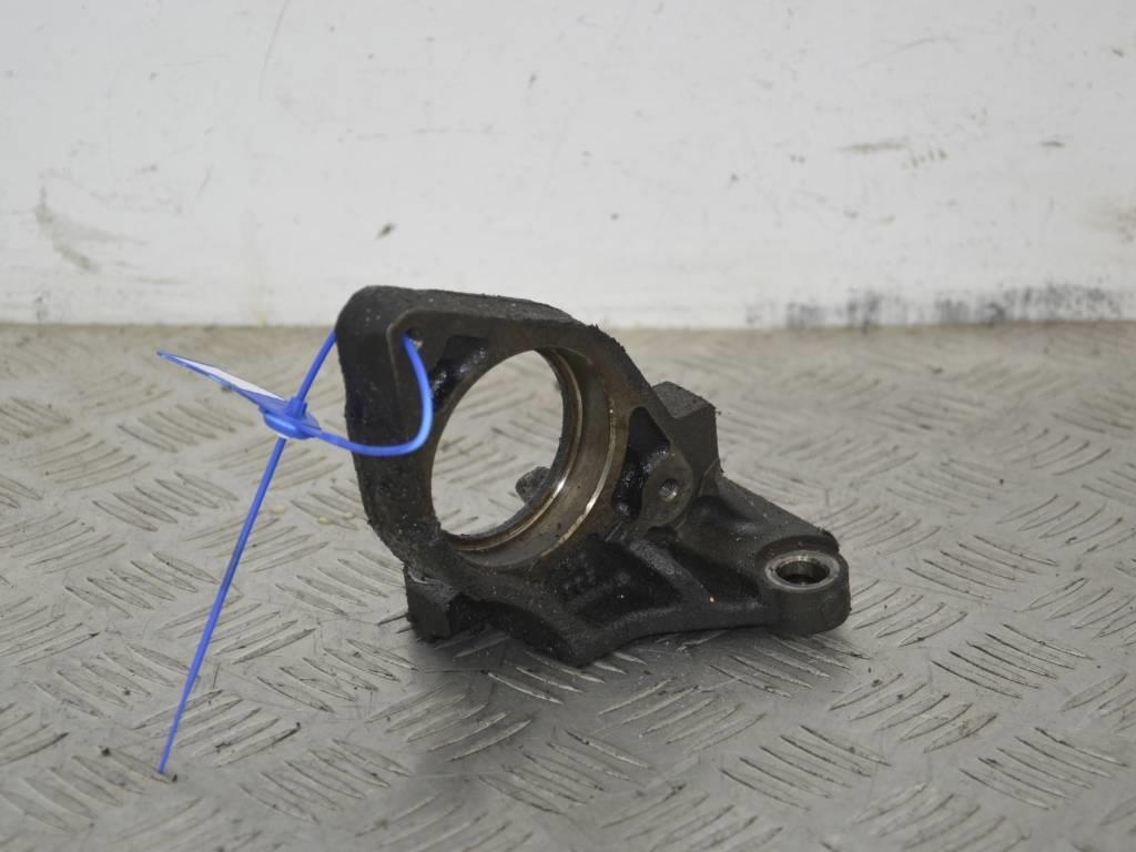 Кронштейн полуоси