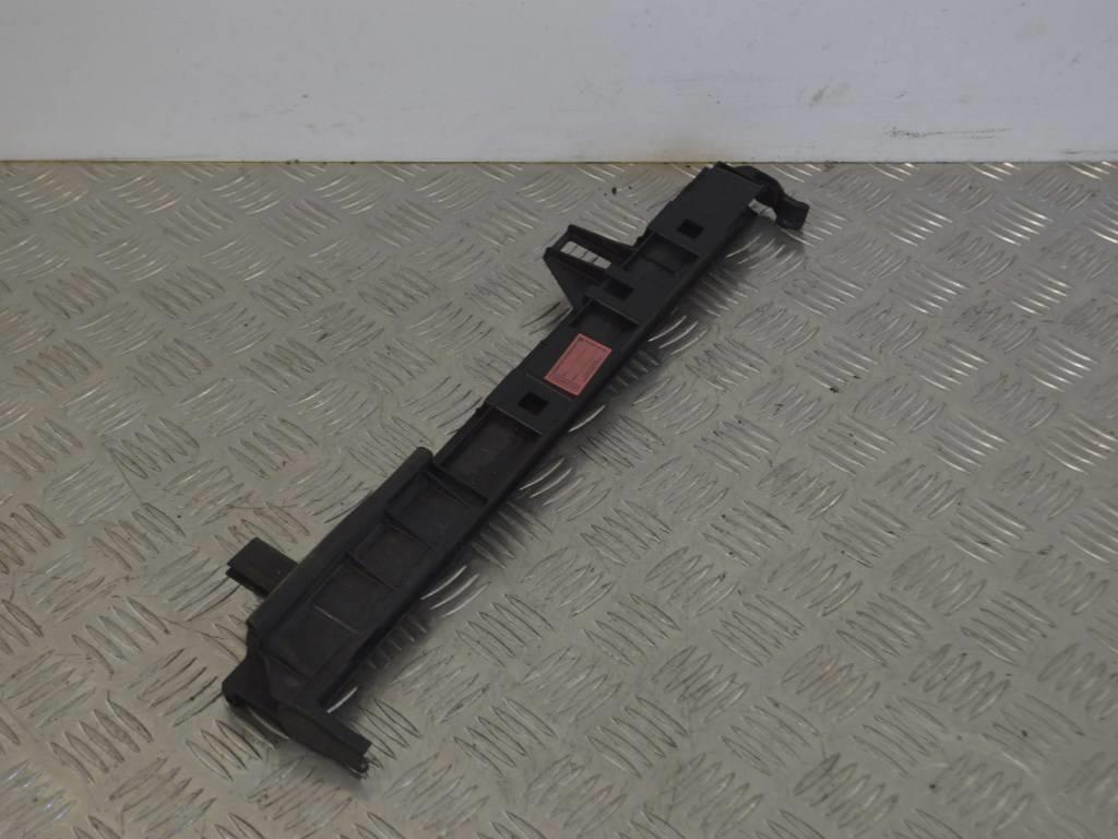 Кронштейн радиатора