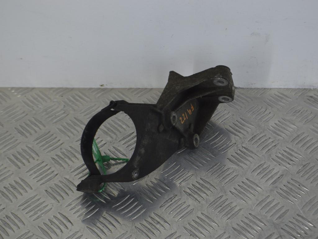 Кронштейн топливного фильтра