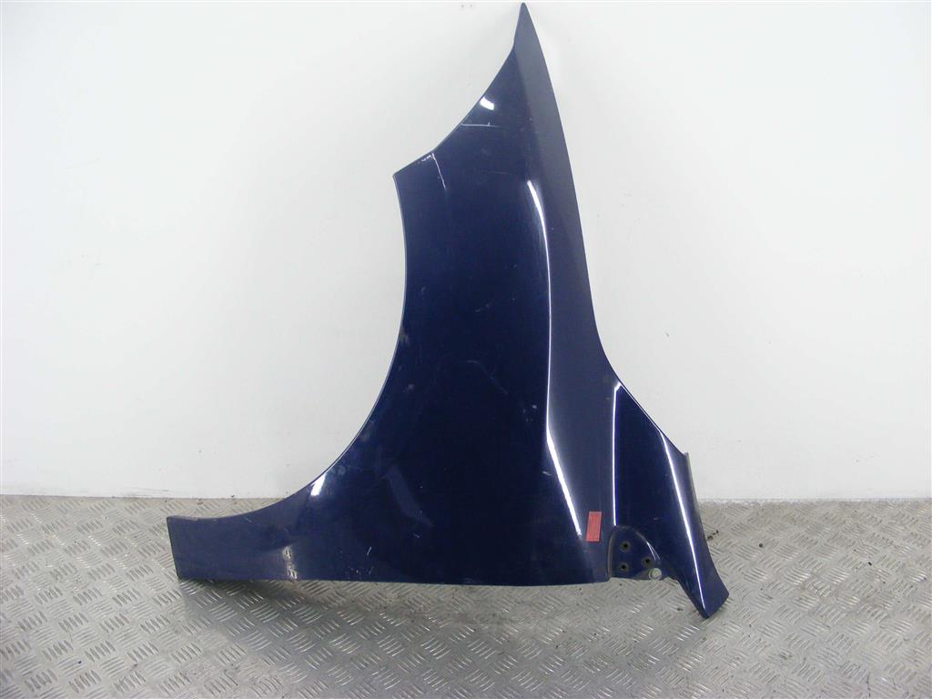 Крыло переднее левое Renault Megane 3 (2008-2019)