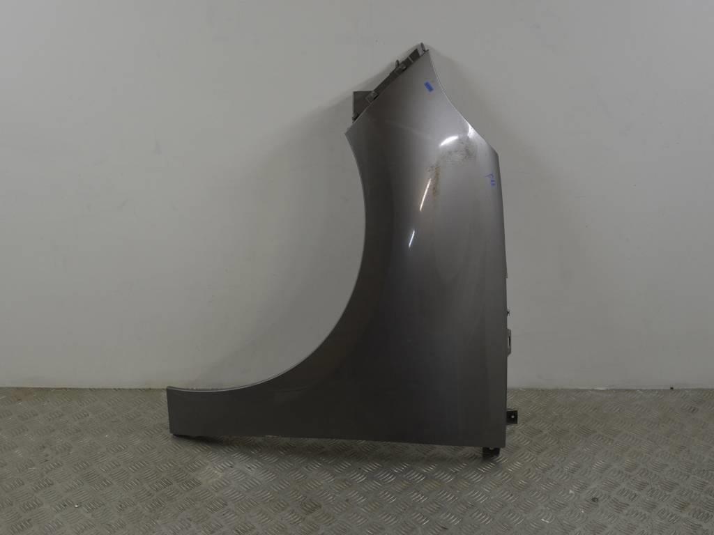 Крыло переднее левое