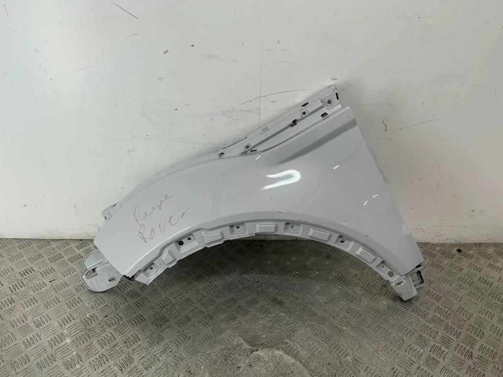 Крыло переднее левое