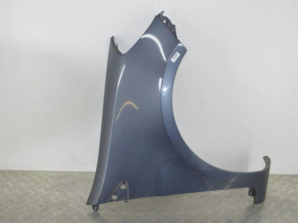 Крыло переднее правое