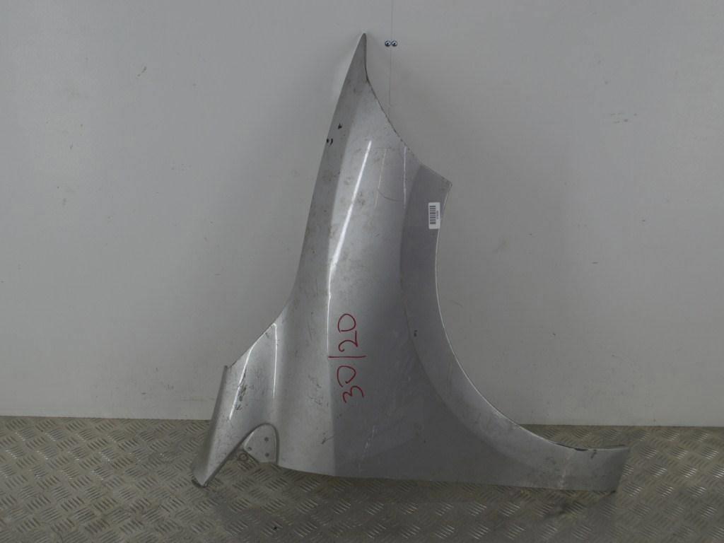 Крыло переднее правое Renault Megane 3 (2008-2019) 8200993339
