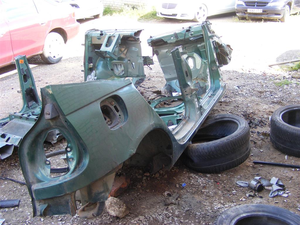 Крыло заднее правое Renault Scenic 1 (1996-2003)