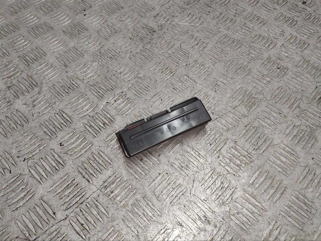 Крышка корпуса салонного фильтра