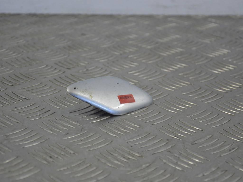 Крышка омывателя фар