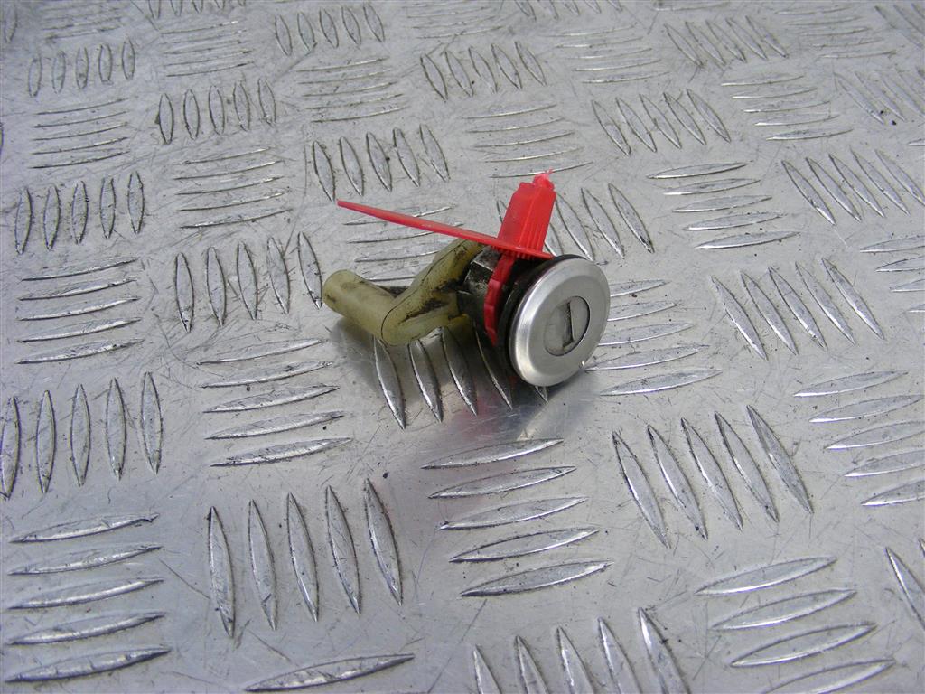 Личинка дверного замка Renault Sandero 1 (2009-2014)