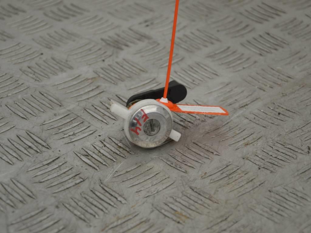 Личинка дверного замка