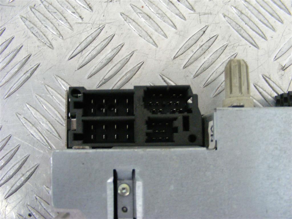 Магнитола Renault Clio 3 (2005-2012) 8200607918