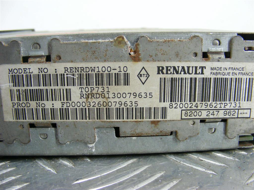 Магнитола Renault Laguna 2 (2001-2007) 8200247962