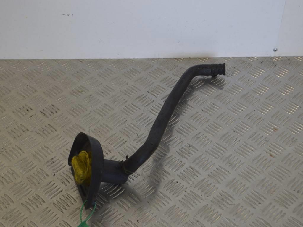 Маслозаливная горловина