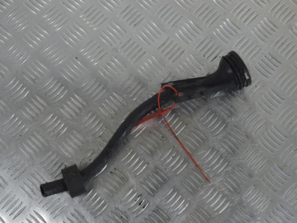 Маслозаливная горловина