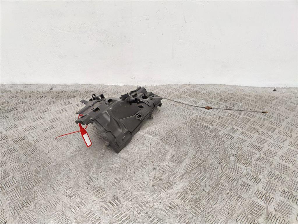 Маслозаливная горловина