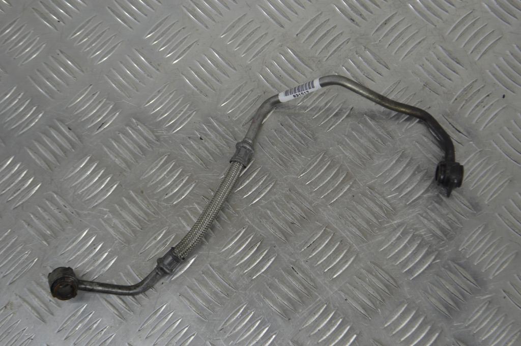 Масляная трубка турбины