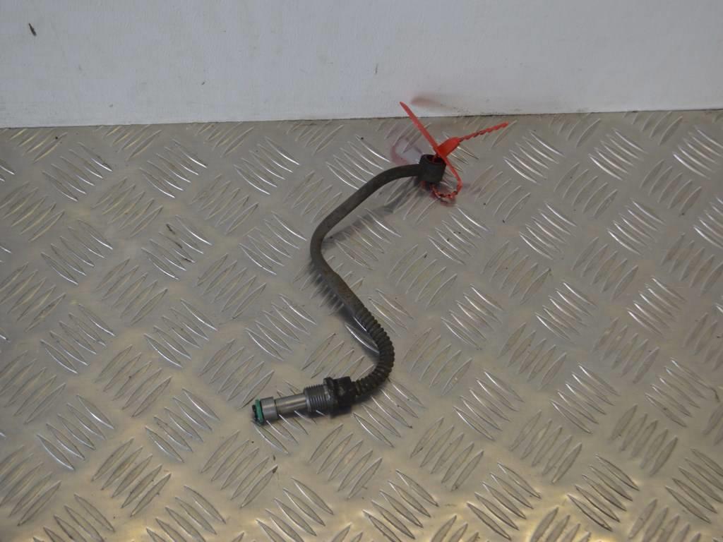 Масляная трубка турбины