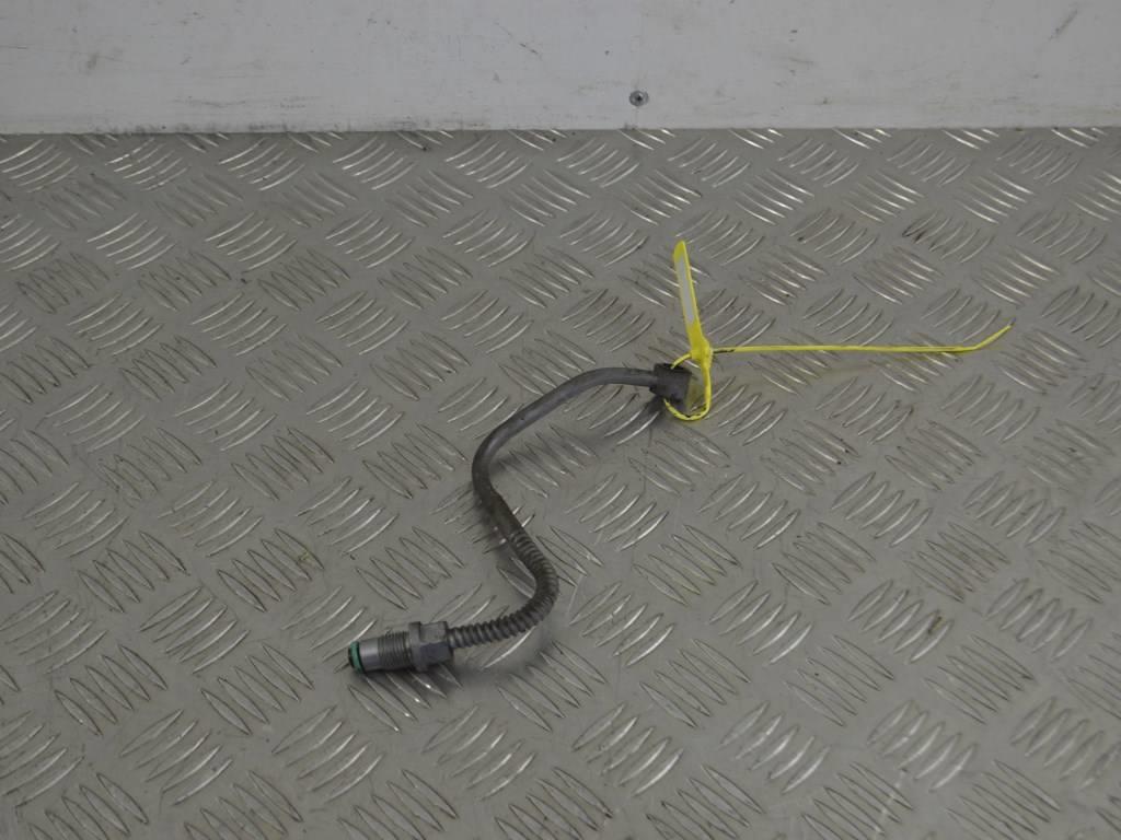 Масляная трубка турбины