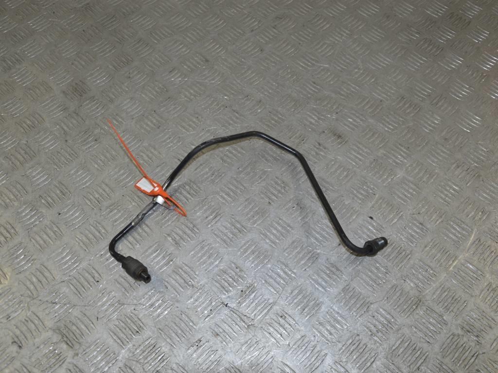 Масляная трубка турбины