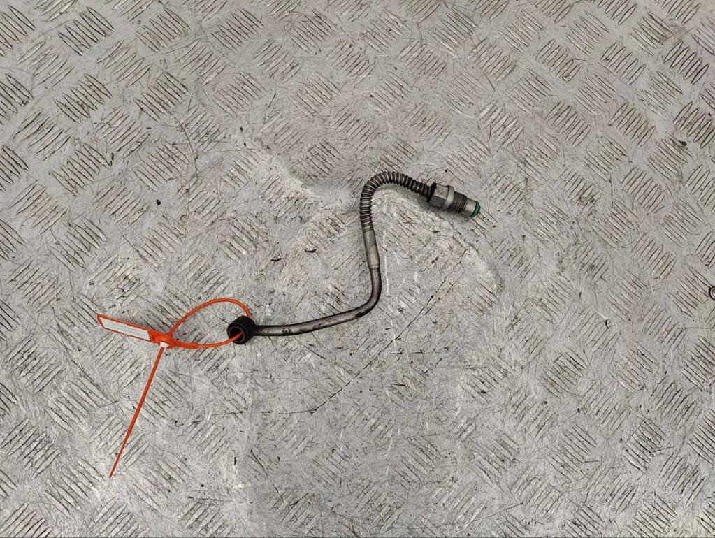 Масляная трубка турбины