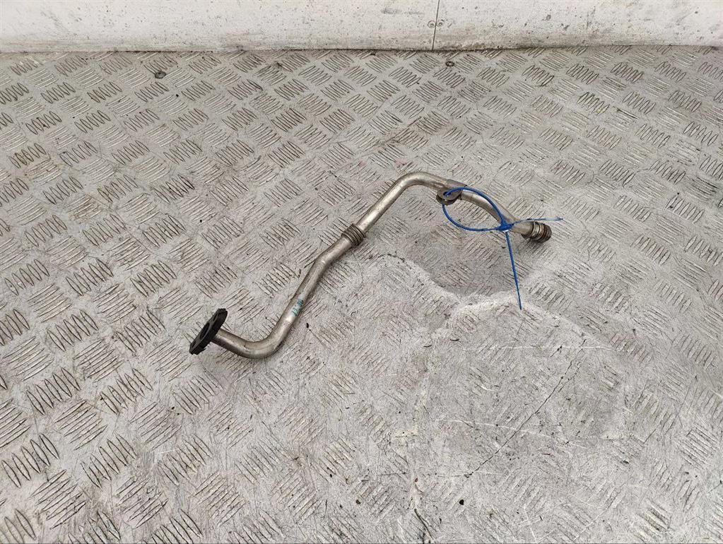 Масляная трубка турбины