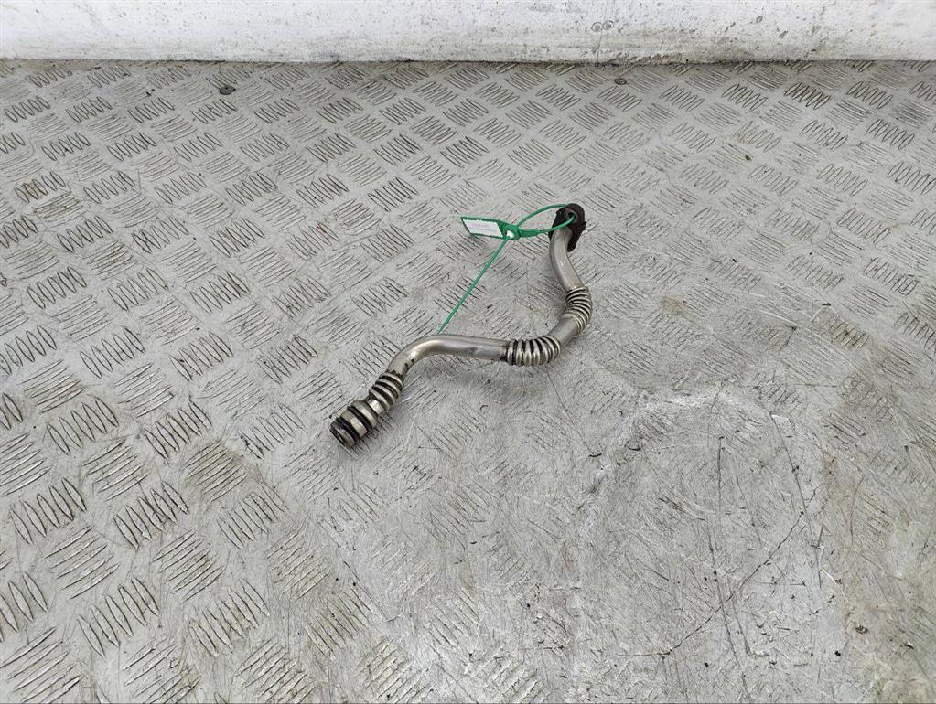 Масляная трубка турбины