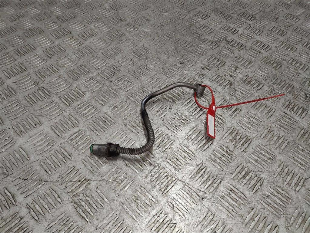 Масляная трубка турбины