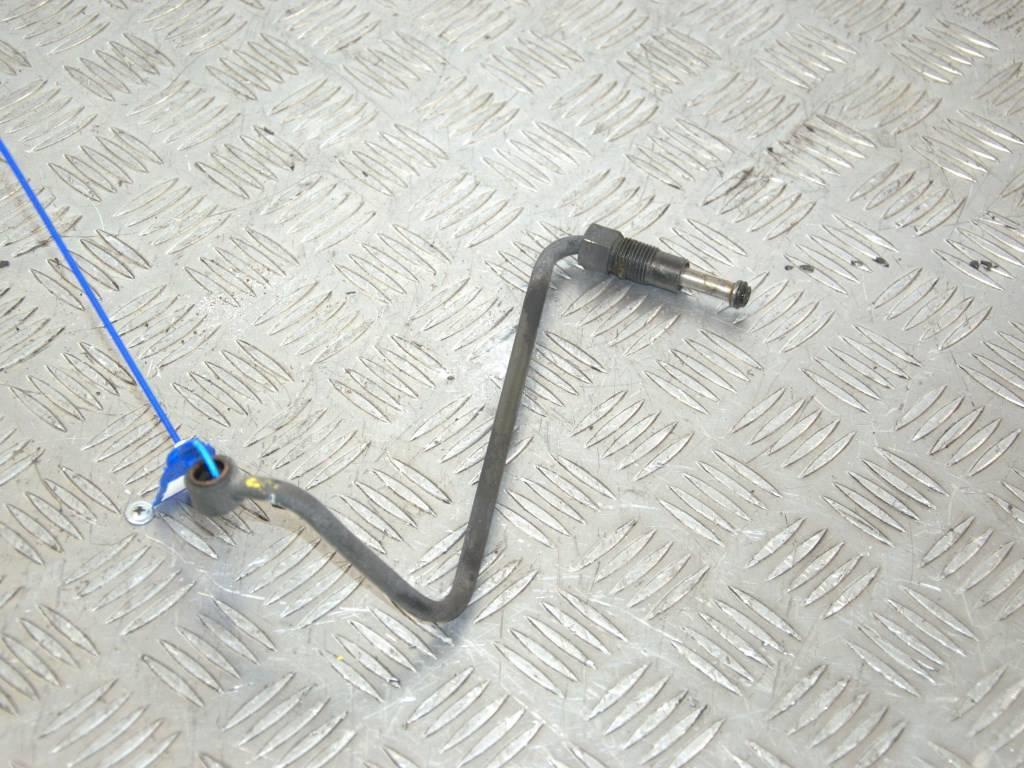 Масляная трубка турбины