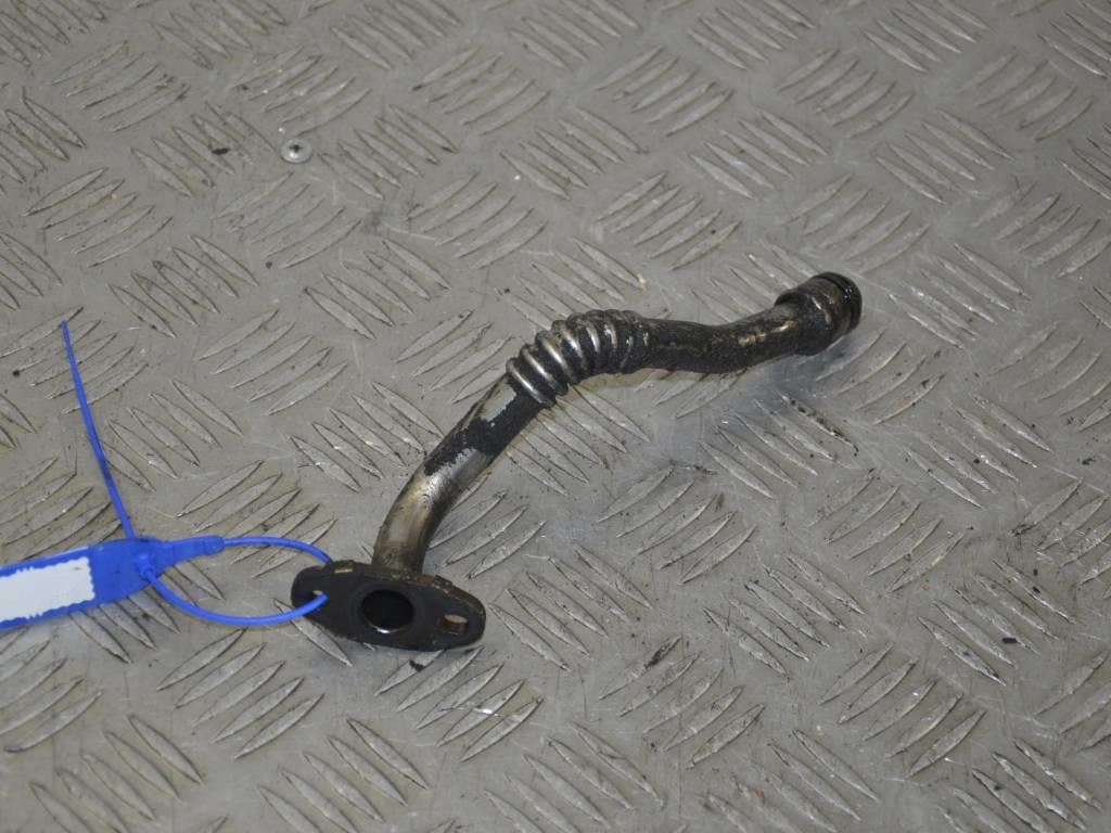 Масляная трубка турбины