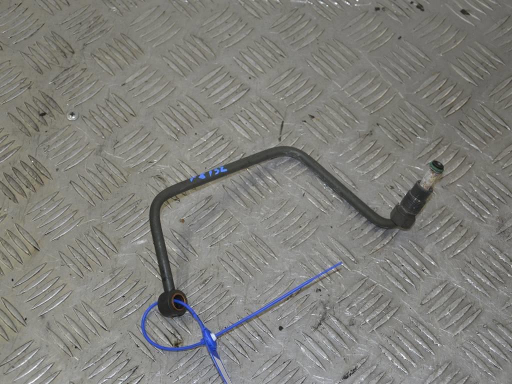 Масляная трубка турбины