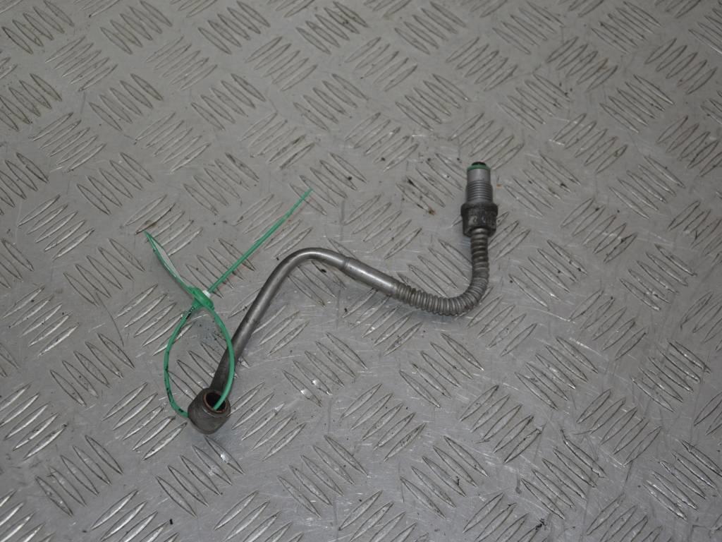 Масляная трубка турбины