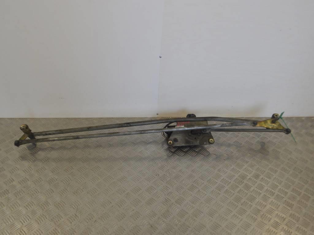 Механизм стеклоочистителя (трапеция дворников)