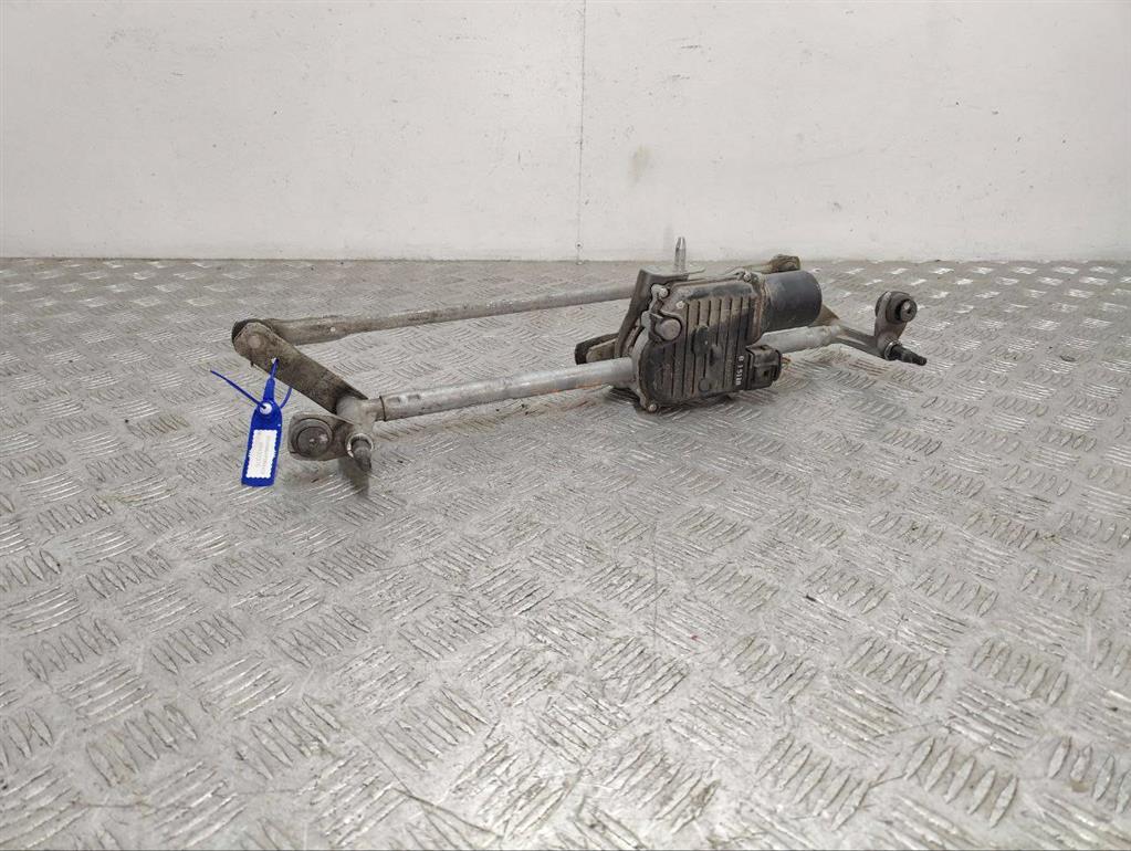 Механизм стеклоочистителя (трапеция дворников)